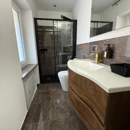 Casa Sabauda 아파트 베나리아 리알레